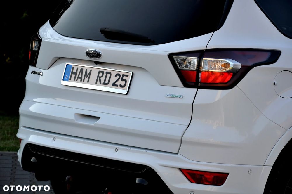 Ford Kuga 1.5 EcoBoost 4WD Titanium Plus - 16