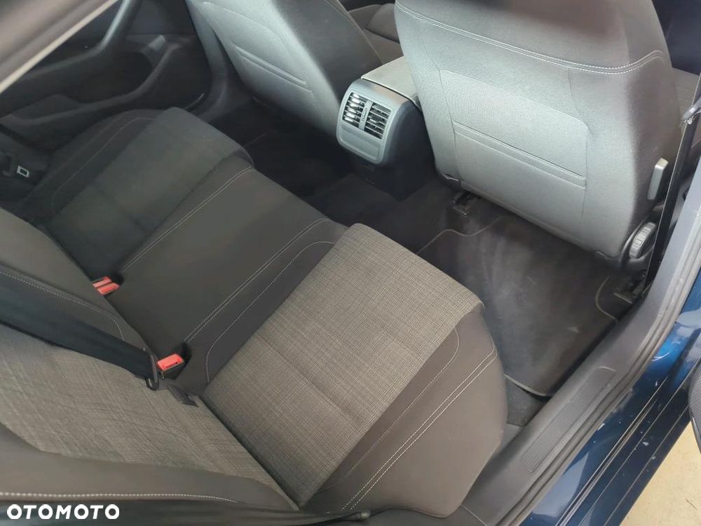 Volkswagen Passat 2.0 TDI EVO Business DSG - 19
