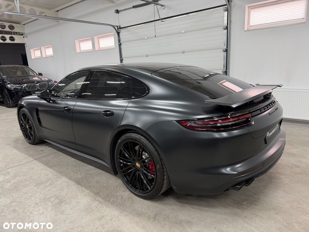 Porsche Panamera Turbo - 13