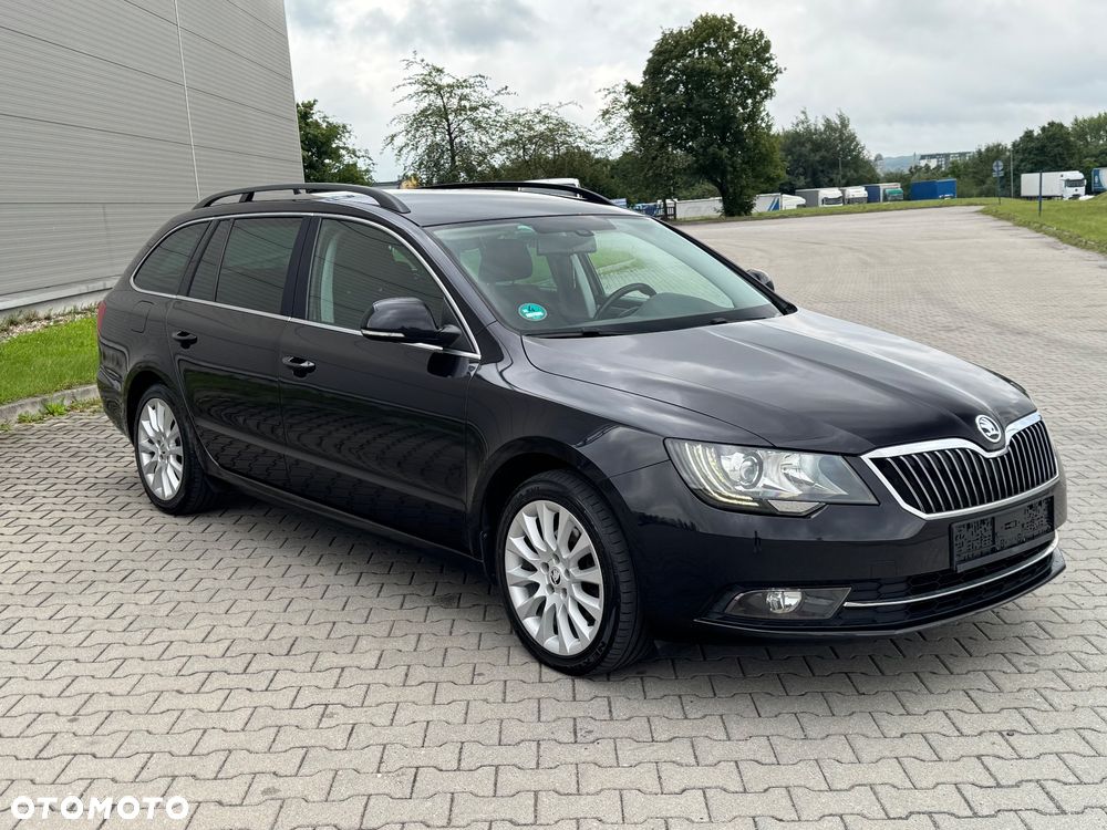Skoda Superb 2.0 TDI Elegance DSG - 5