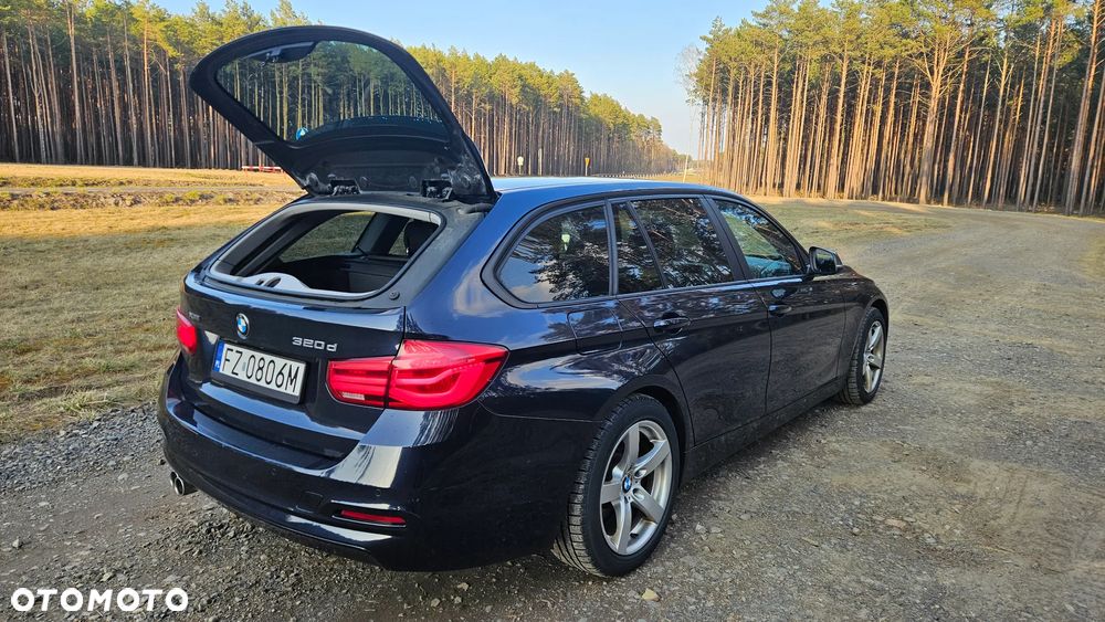 BMW Seria 3 320d xDrive - 11