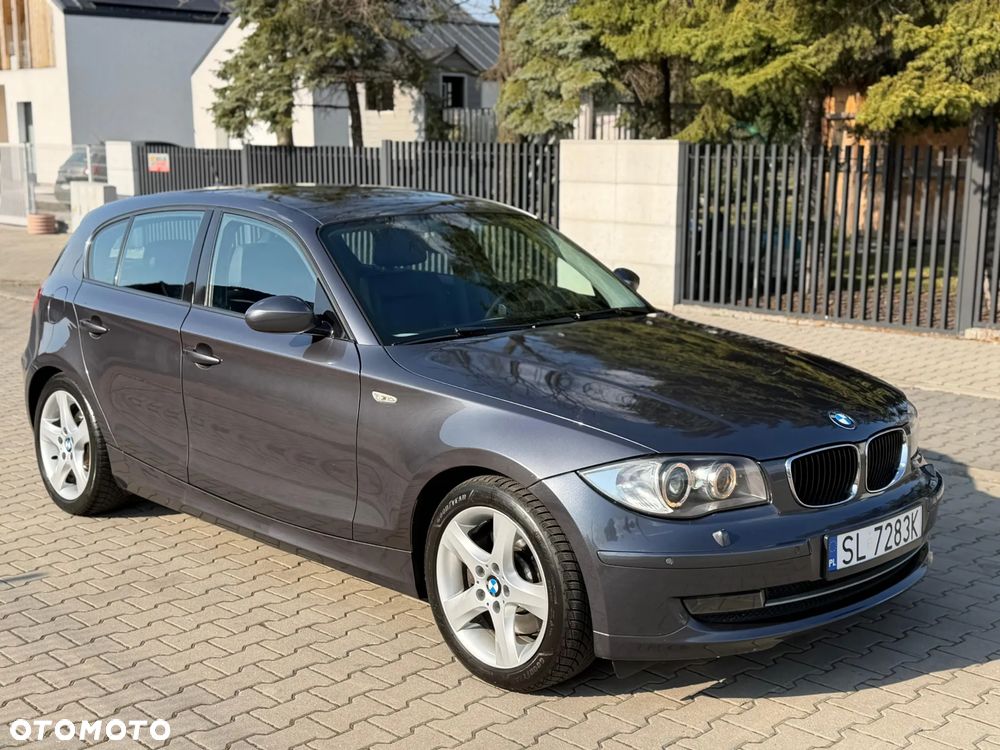 BMW Seria 1 123d DPF - 1