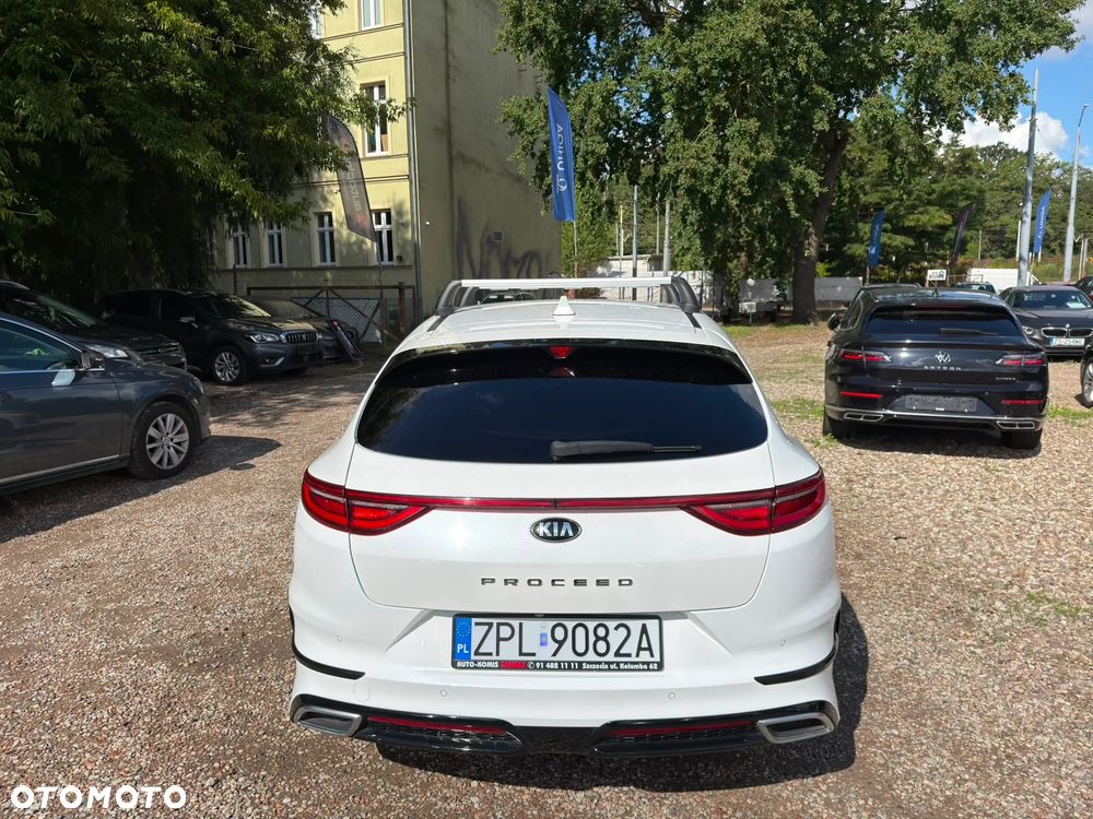 Kia ProCeed - 5