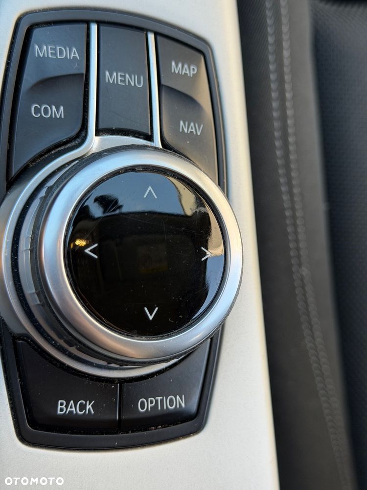 BMW Seria 1 116i - 9