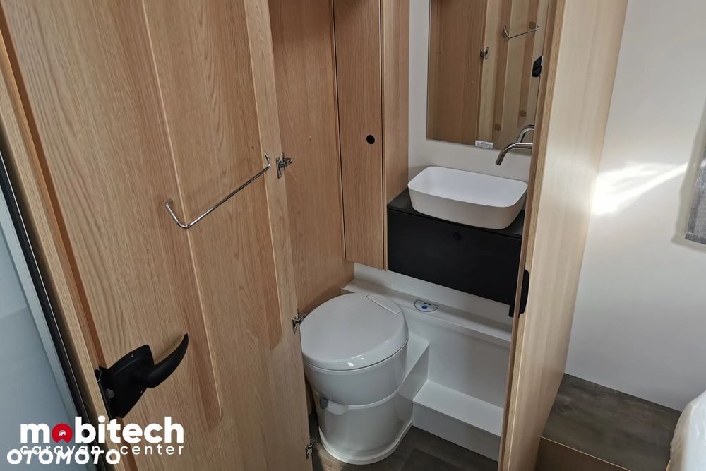 Sunlight T 690L - 25