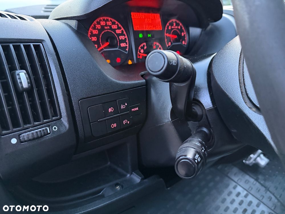Peugeot BOXER - 12