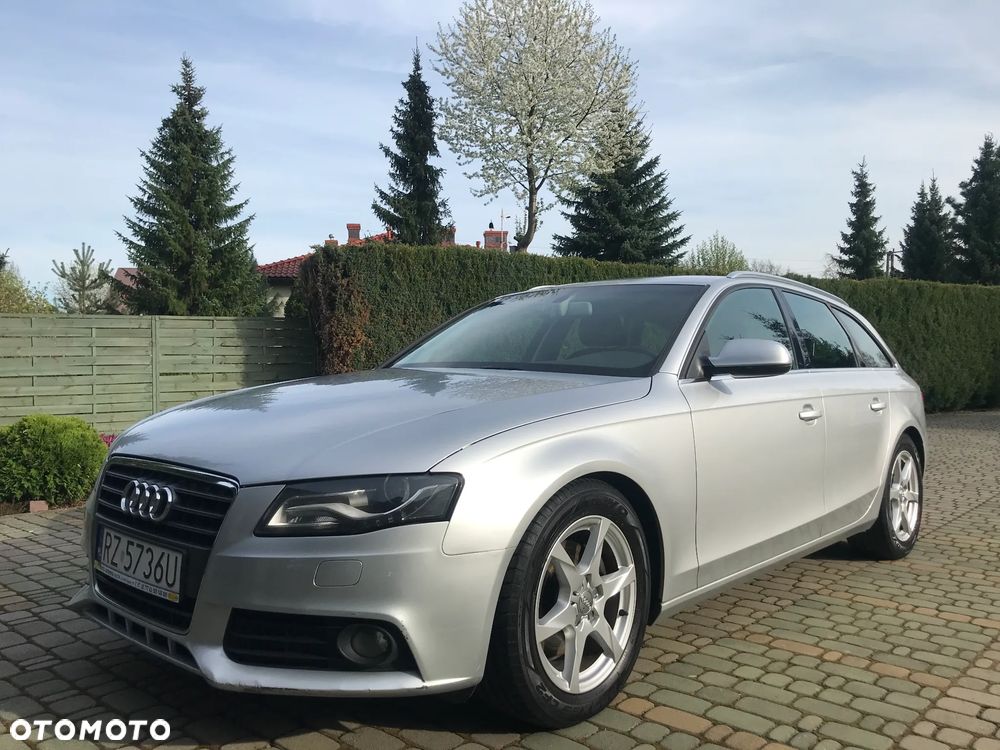 Audi A4 Avant 2.0 TDI DPF Ambiente - 12