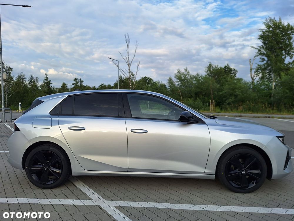 Opel Astra 1.2 Turbo Automatik GS Line - 7