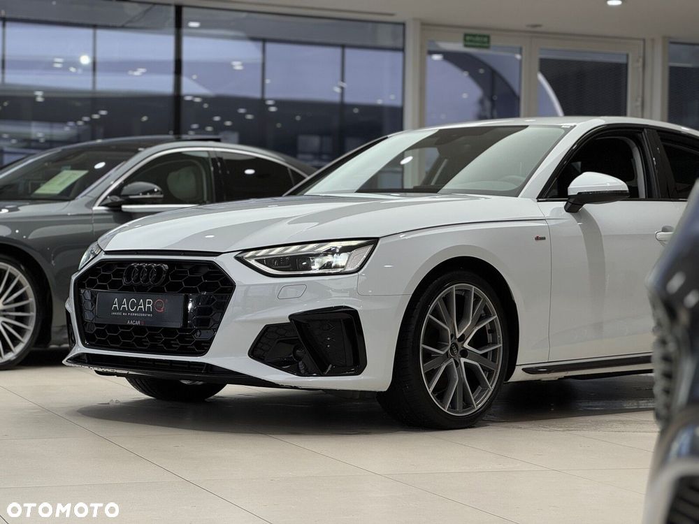 Audi A4 Limousine - 36