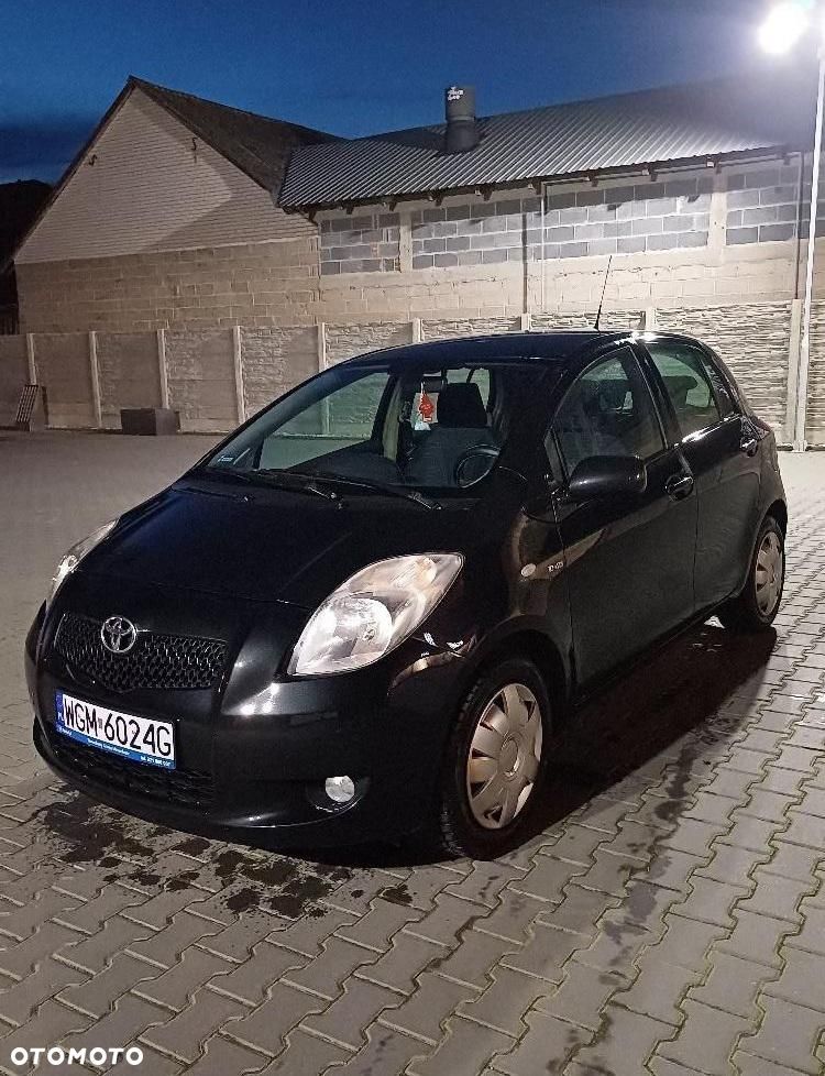 Toyota Yaris - 3