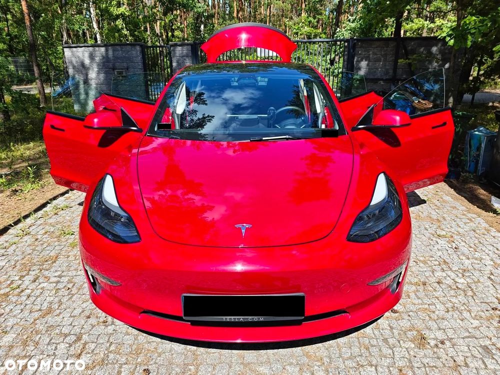 Tesla Model 3 - 2