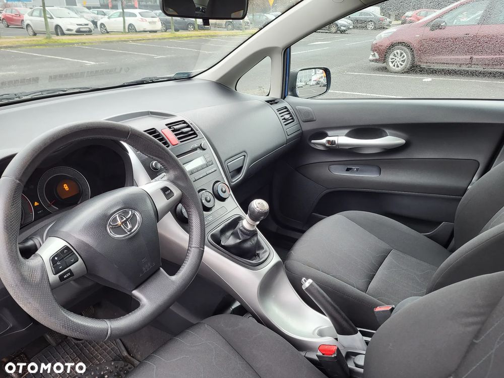Toyota Auris - 8