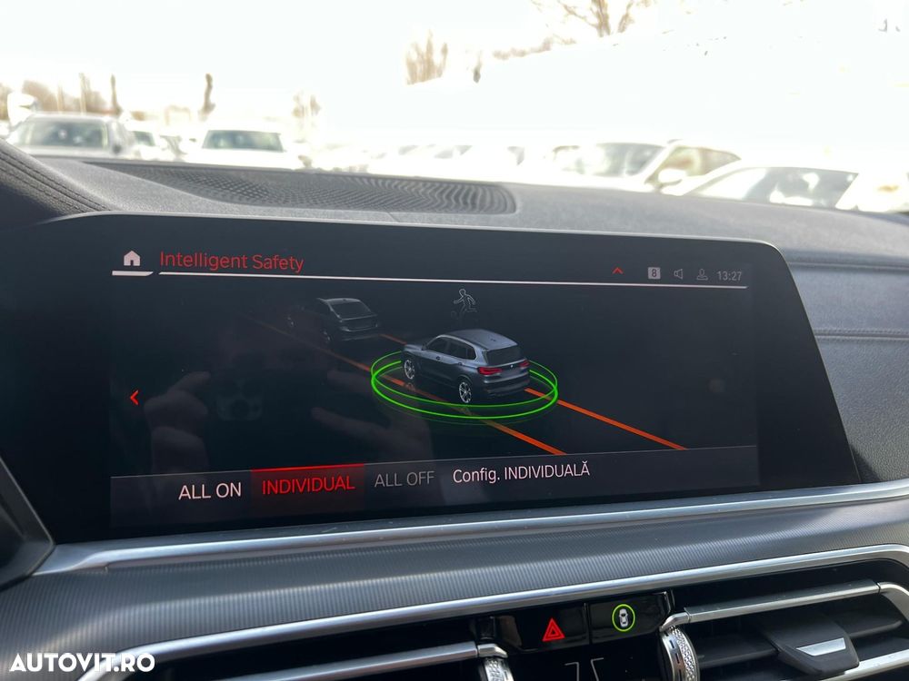 BMW X5 xDrive30d xLine - 39