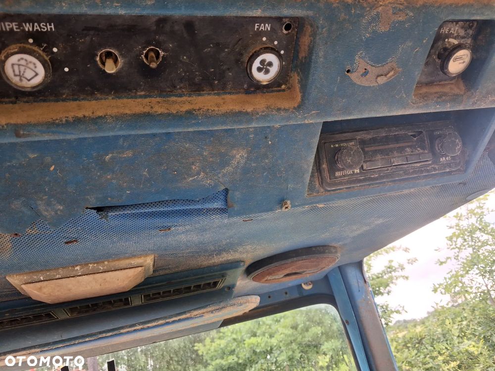 Ford 7700 -7710 - 9