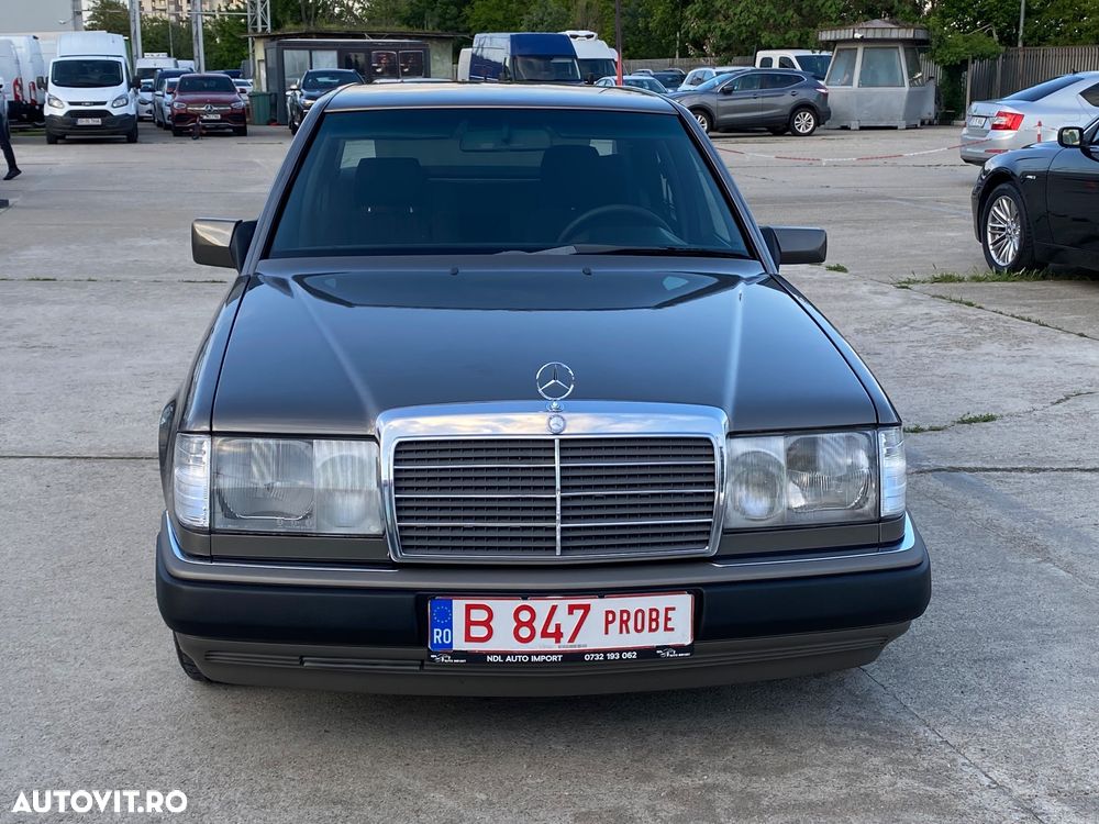Mercedes-Benz W124 - 14