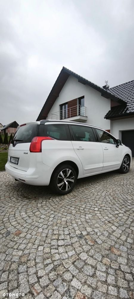 Peugeot 5008 HDI FAP 115 Family - 5
