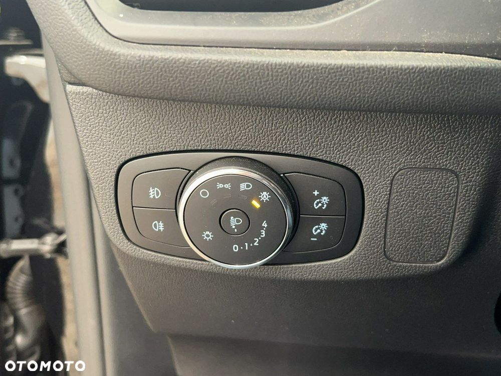 Ford Focus - 26