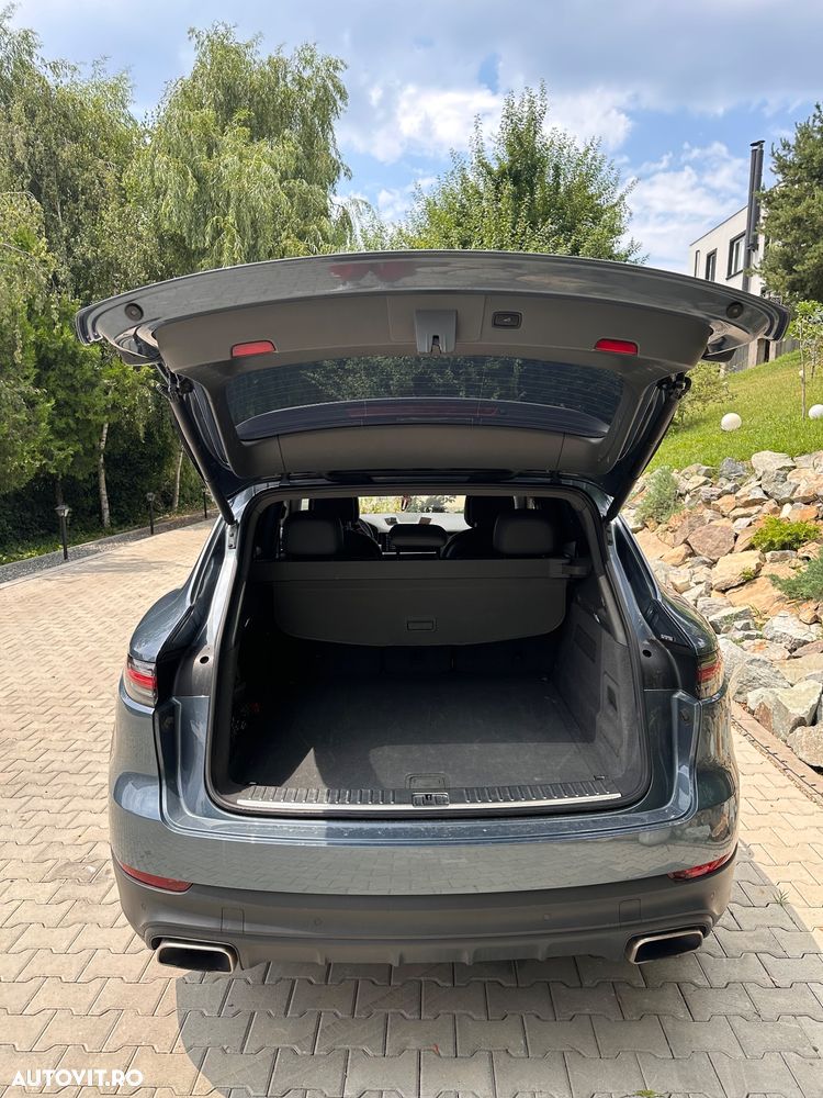 Porsche Cayenne Tiptronic S - 14