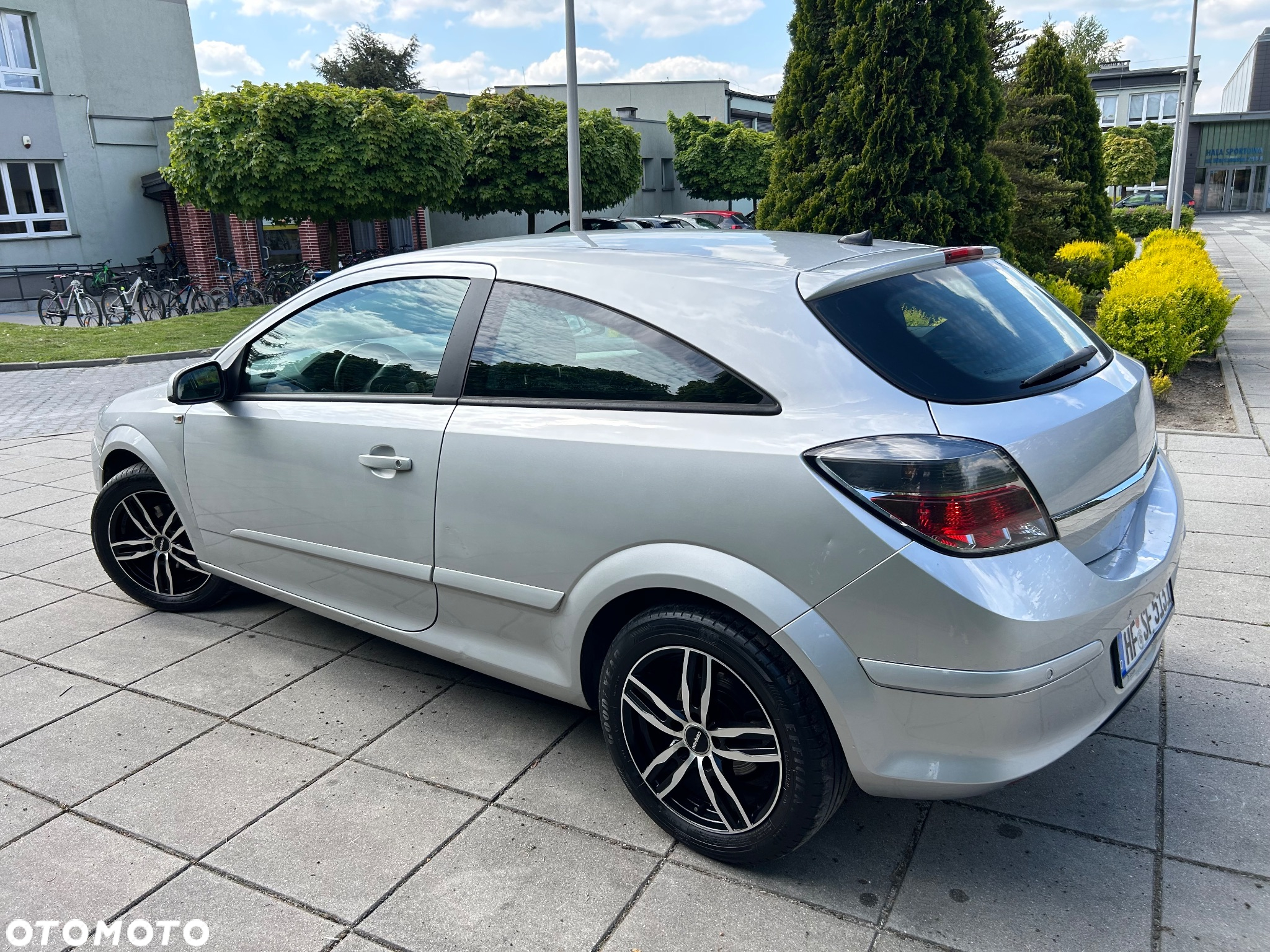 Opel Astra GTC 1.6 Catch me - 15