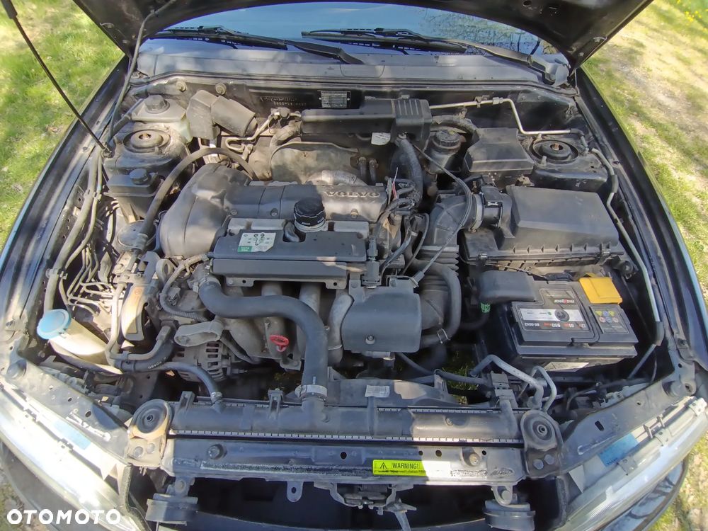 Volvo V40 1.8 - 23