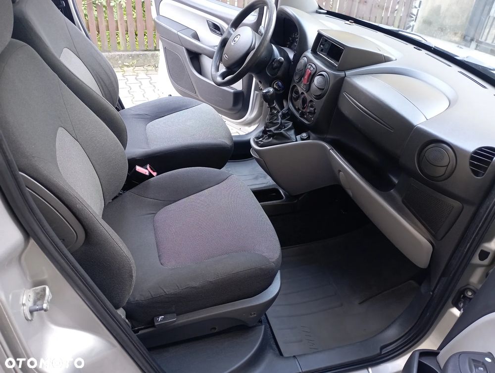 Fiat Doblo 1.6 16V - 14