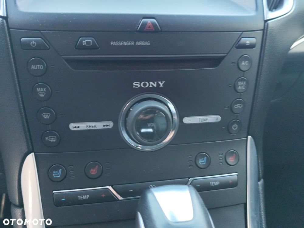 Ford Edge - 34