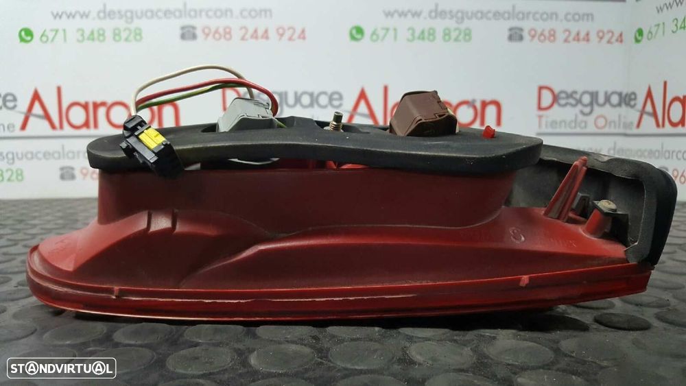 FAROLIM TRASEIRO DIREITO PEUGEOT 607 (S2) DIAMANTE PACK - 4