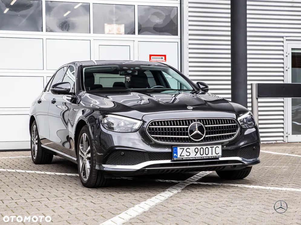 Mercedes-Benz Klasa E 220 d 4-Matic Avantgarde - 4
