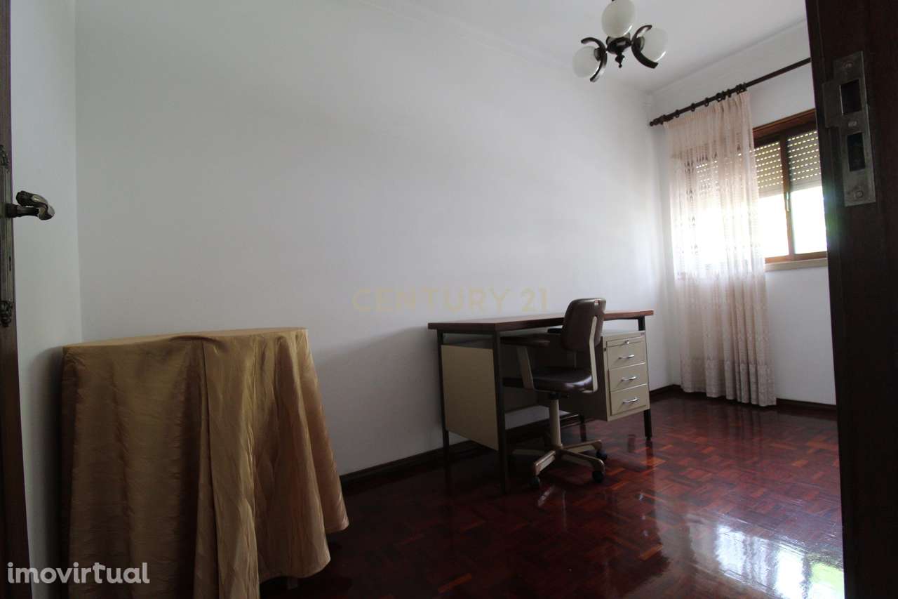 Moradia com seis quartos - Leiria - Grande imagem: 3/24