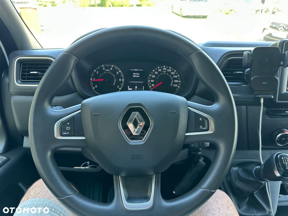 Renault Master - 25