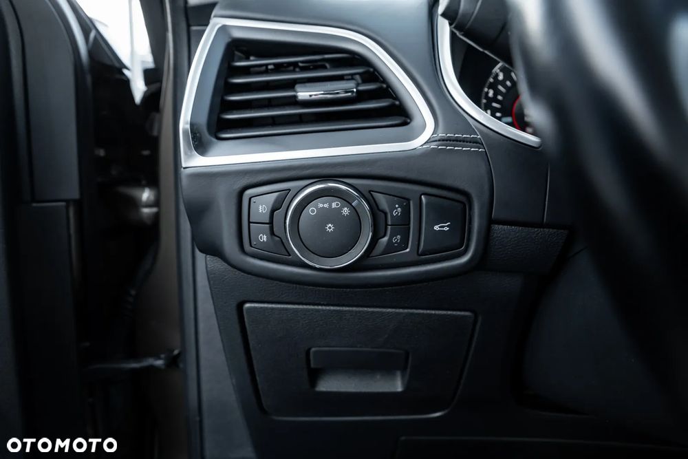 Ford S-Max 2.0 TDCi 4WD Vignale PowerShift - 30
