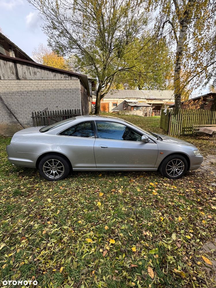 Honda Accord 2.0i ES - 3