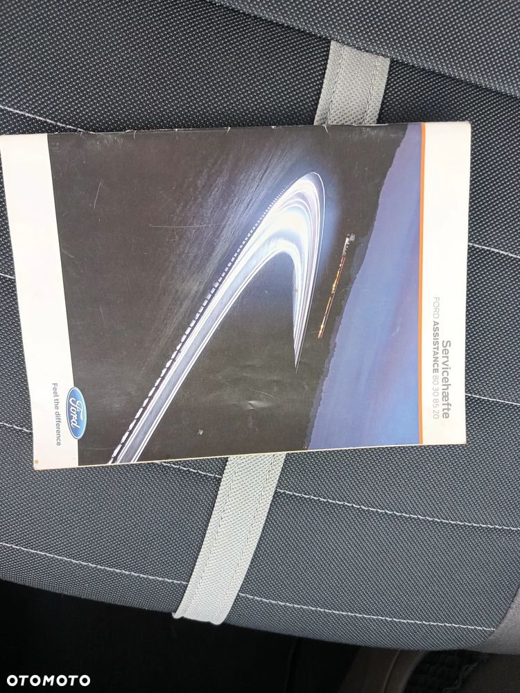 Ford Kuga 2.0 TDCi 2x4 Titanium - 16