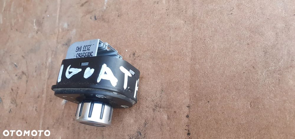 Przełącznik regulacji lusterek VW Tiguan I Lift 5K0959565 - 9