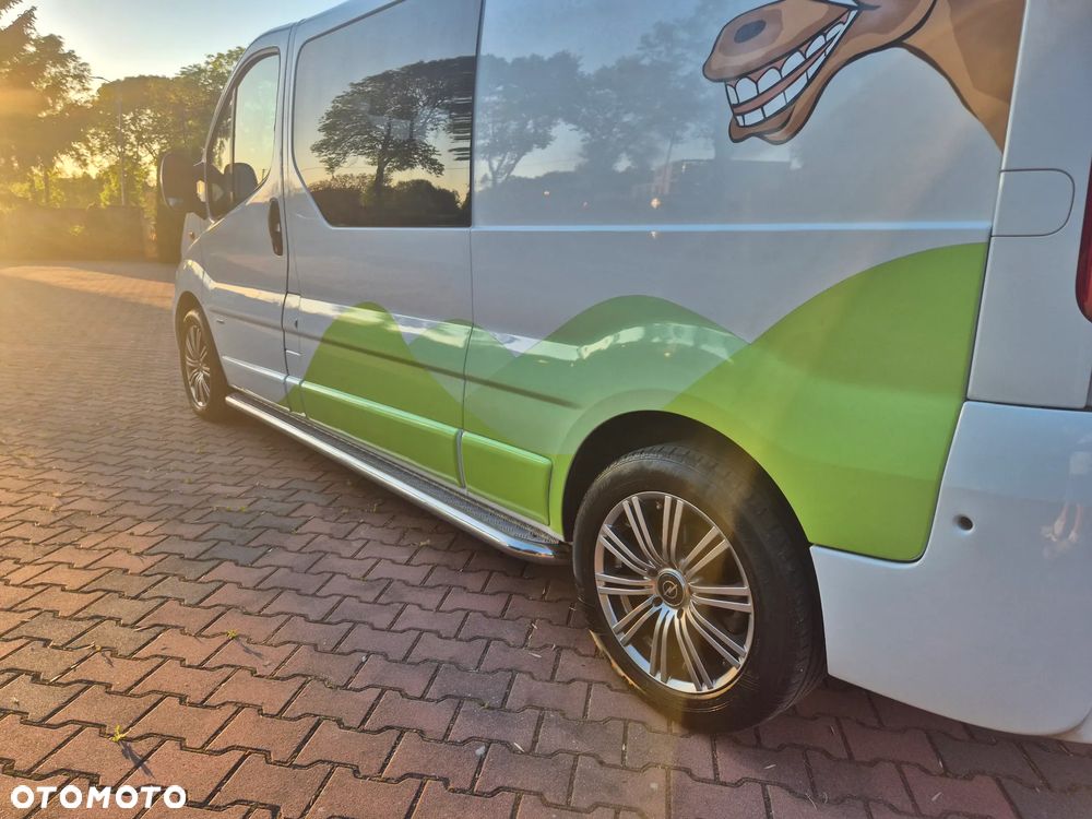 Renault Vivaro - 8