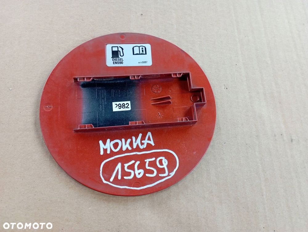 OPEL MOKKA A I 1 KLAPKA POKRYWA WLEWU PALIWA 94735887 95292882 - 2