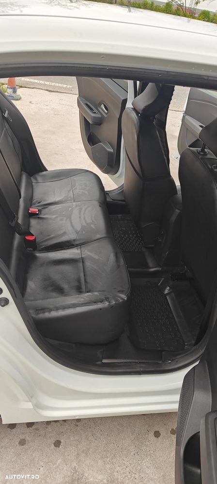 Dacia Logan TCe 100 Expression - 2