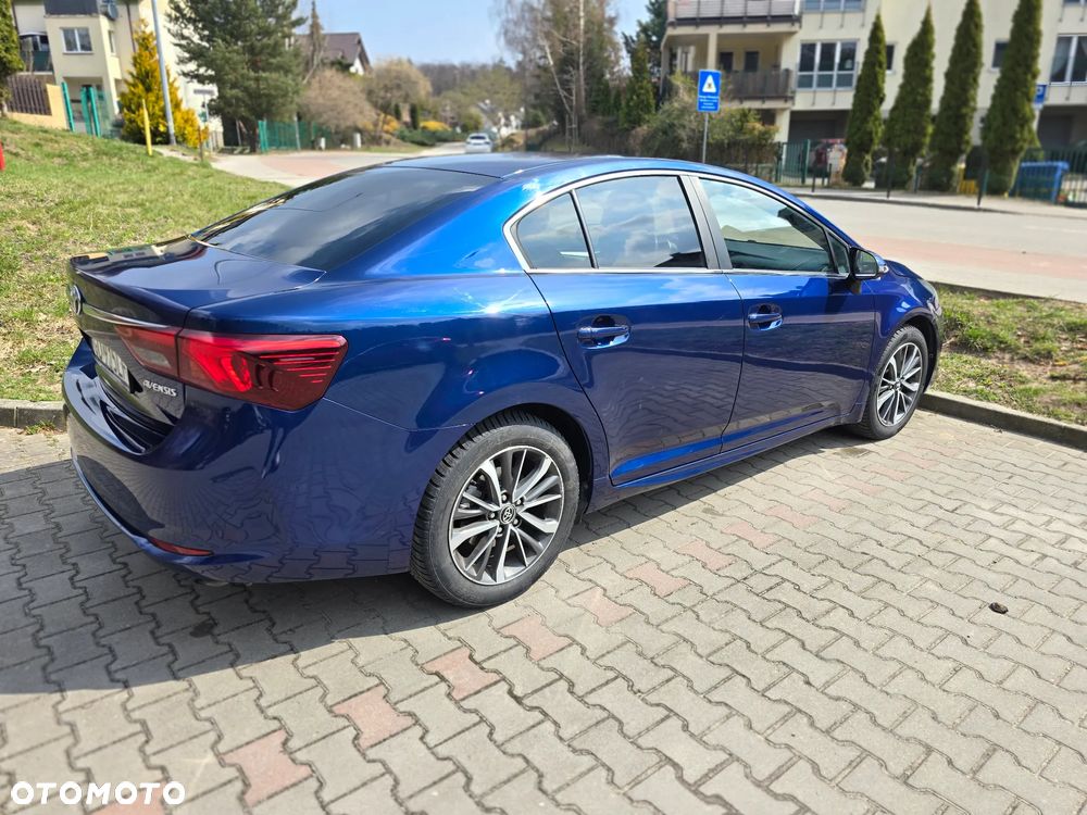 Toyota Avensis 1.8 Premium - 2