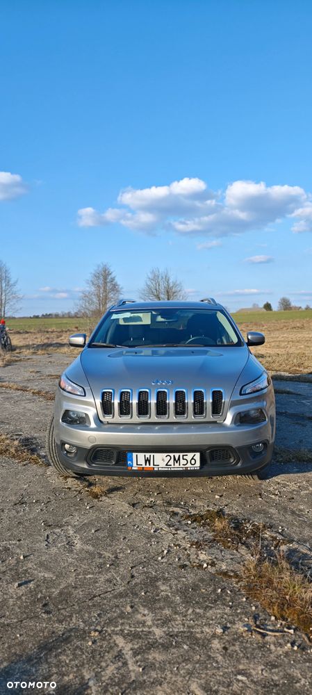Jeep Cherokee - 1