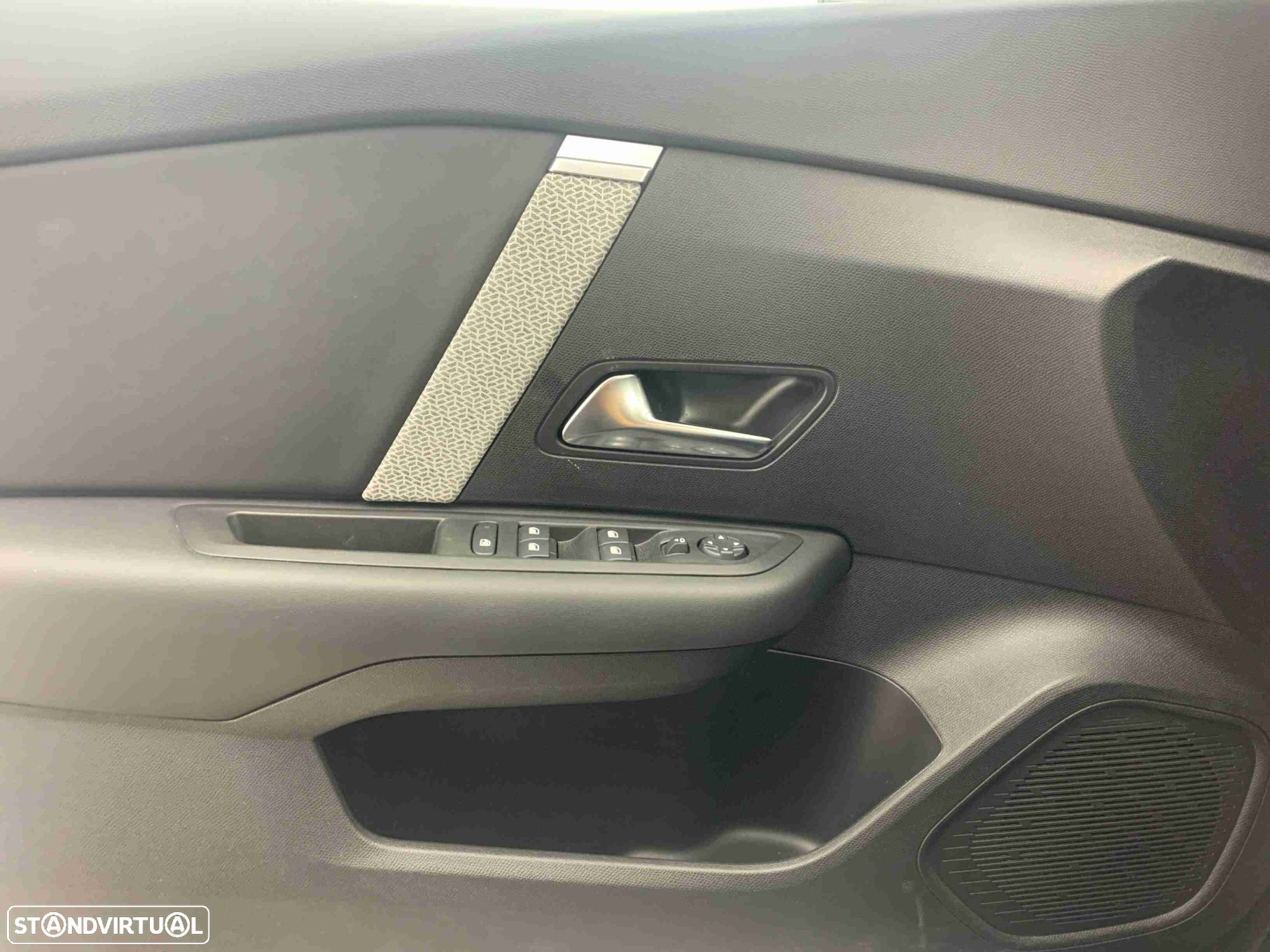 Citroën C4 1.2 PureTech Plus - 11