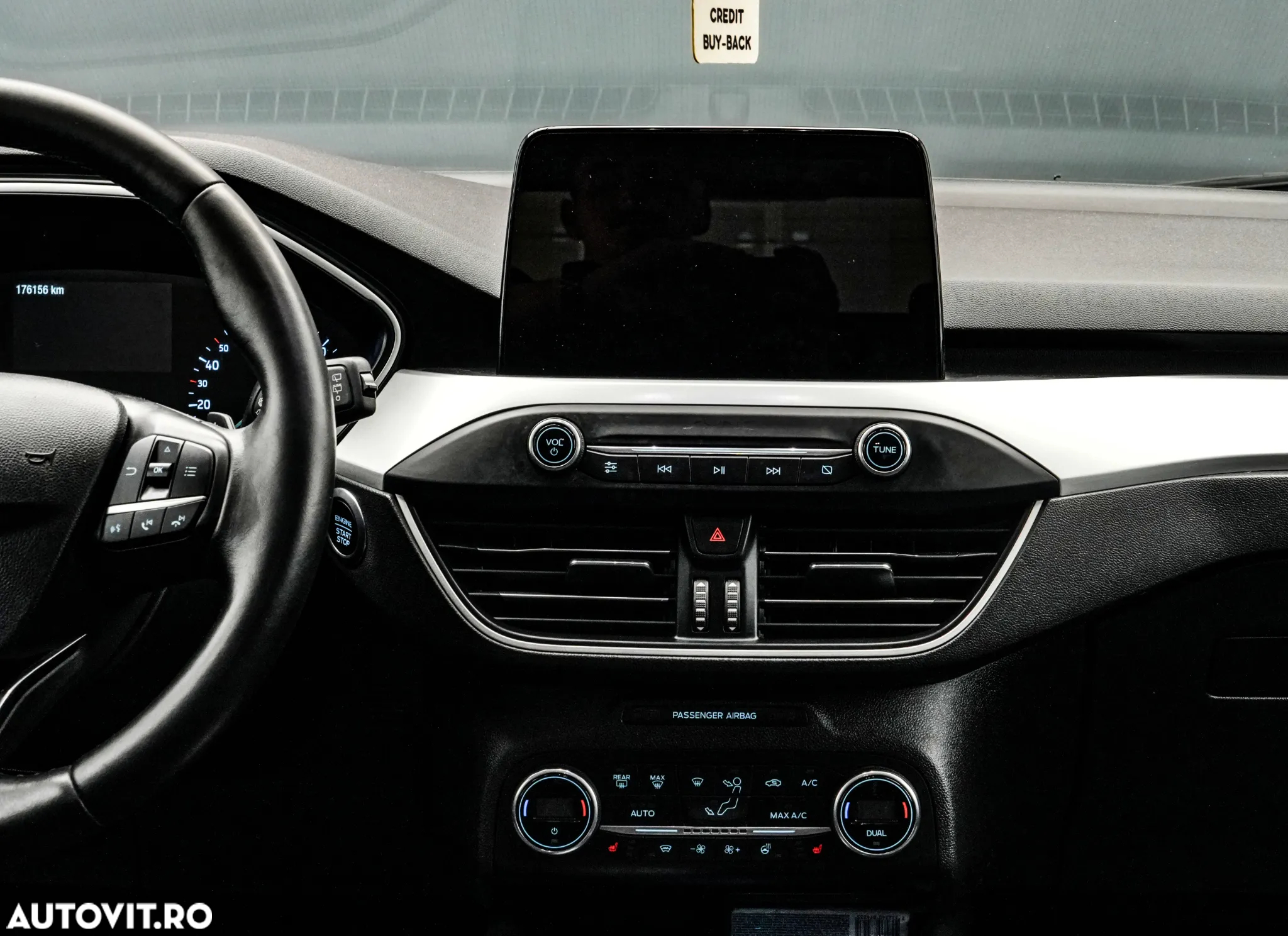 Ford Focus 1.0 EcoBoost Titanium - 16