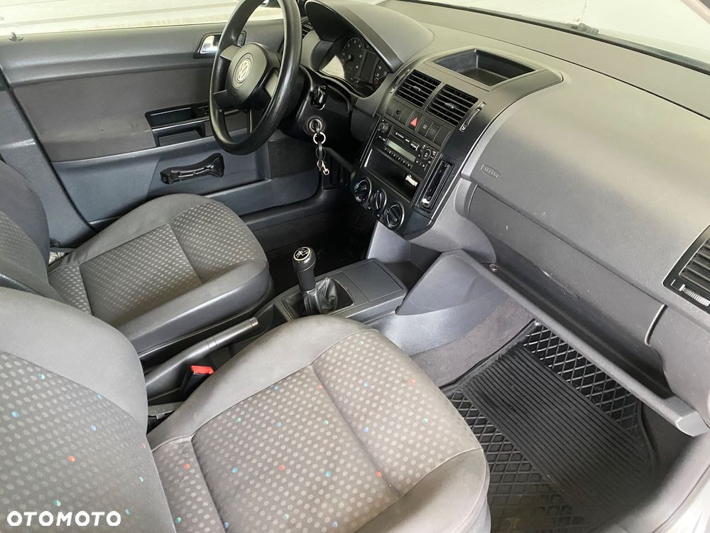 Volkswagen Polo 1.2 12V Comfortline - 10