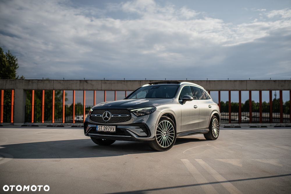 Mercedes-Benz GLC 200 mHEV 4-Matic AMG Line - 1