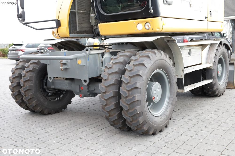 Liebherr A914 Compact - 22