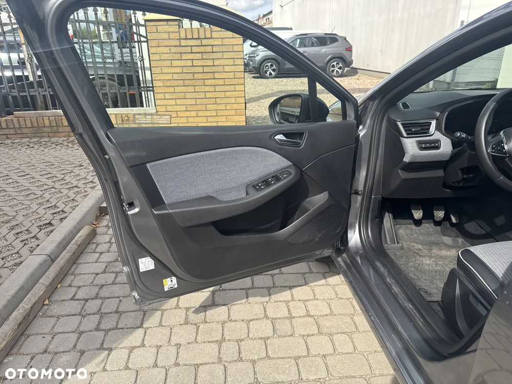 Renault Clio 1.0 TCe Techno - 11