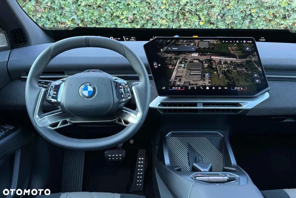 BMW iX3 50 xDrive 113.4kWh - 18