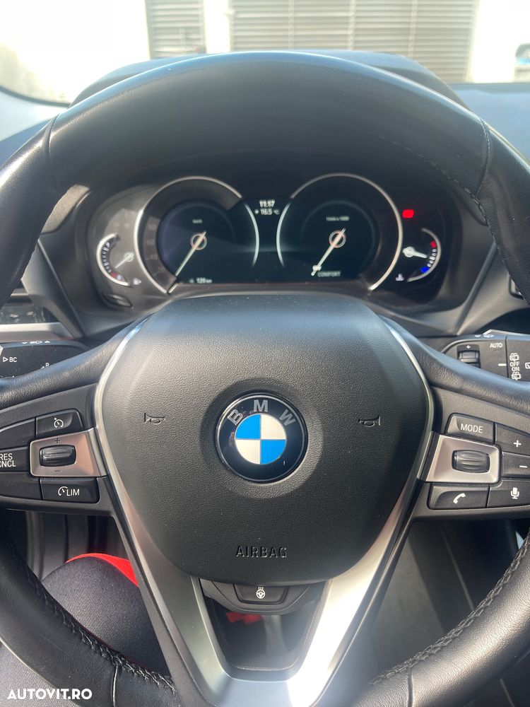 BMW X3 xDrive20i Aut. Advantage - 11