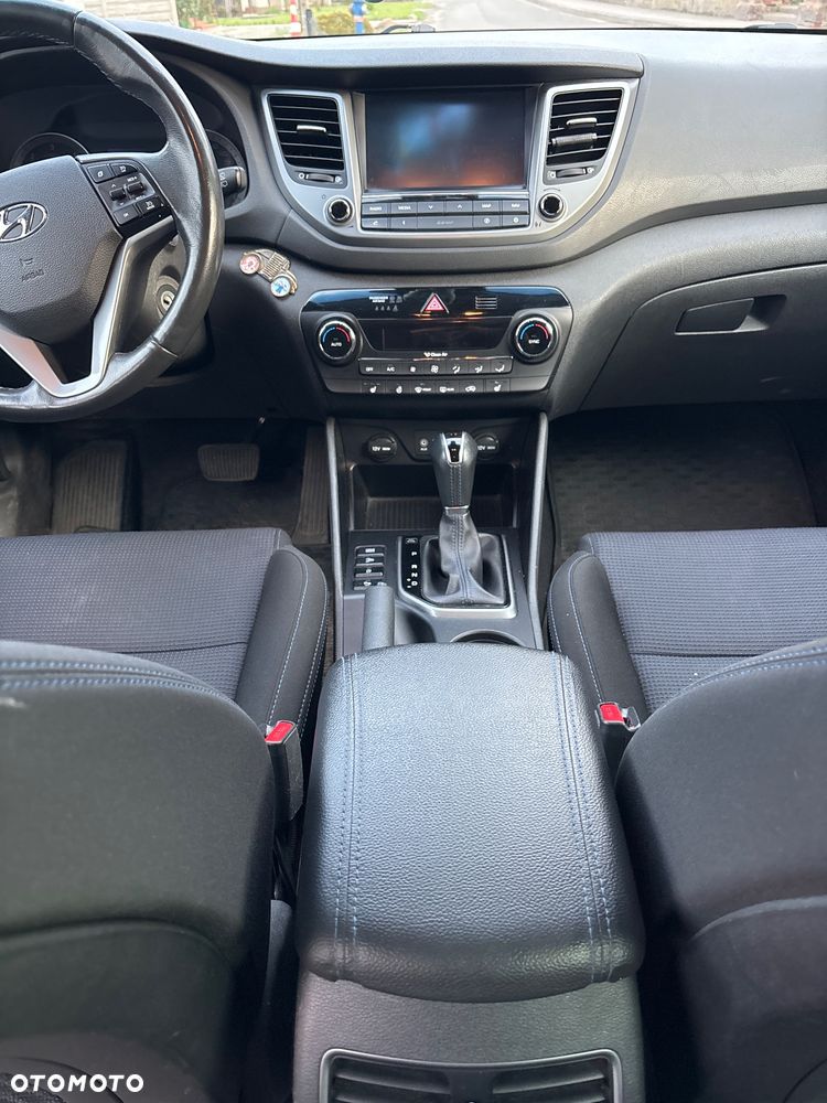 Hyundai Tucson - 2