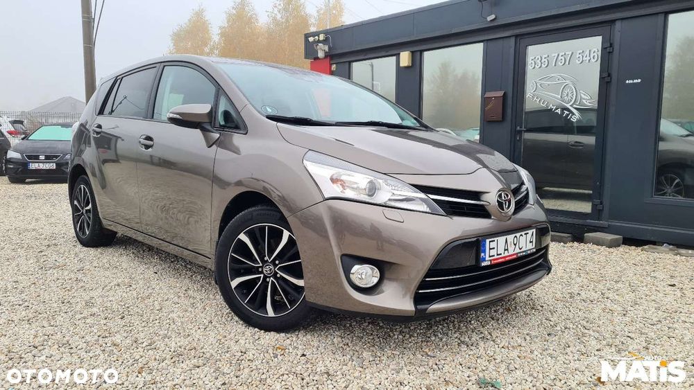 Toyota Verso - 16