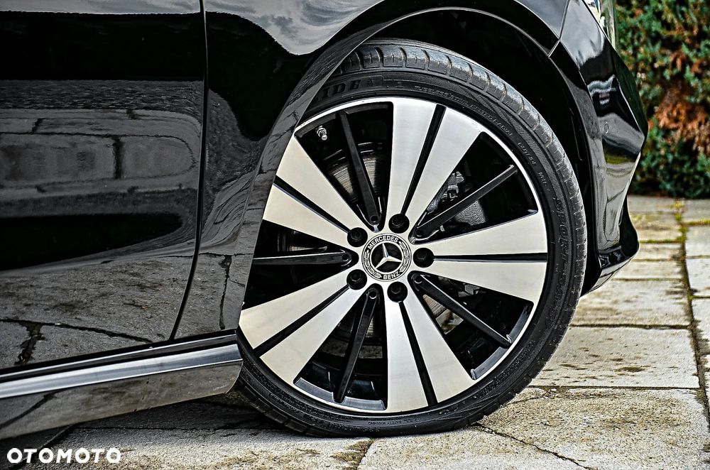 Mercedes-Benz CLA 200 7G-DCT Peak Edition - 20